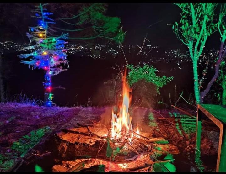 シムラーAagaman Woodsアパートメント エクステリア 写真